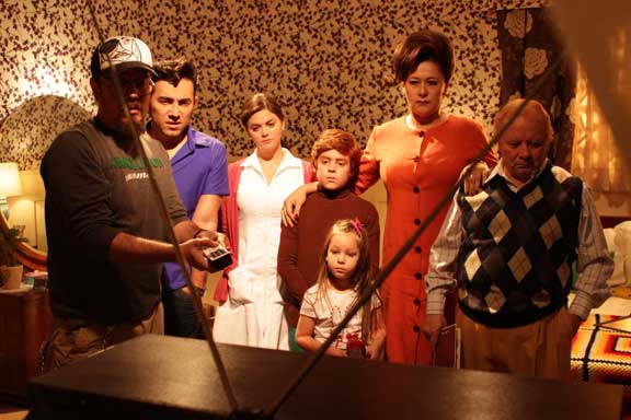 El televisor como un elemento de unión y al mismo tiempo de división  familiar es el tema de la película colombiana “El control”, que entra en la cartelera nacional. (Foto: archivo particular).