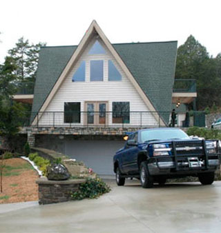 En apariencia esta es una típica casa americana situada en Tennesse. Sin embargo en su interior se procesan cultivos hidropónicos