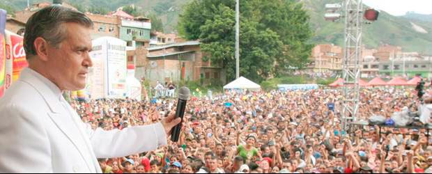 Jorge Barón y sus multitudes.