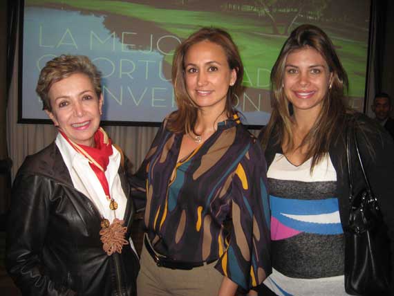Guiomar Jaramillo, Peggy Fucci y Raquel Jaramillo.