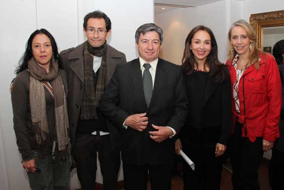 Marcela Calle, Luis Felipe Jiménez, Gilberto Castillo, Gloria Luz Gutiérrez y Titina Pastrana