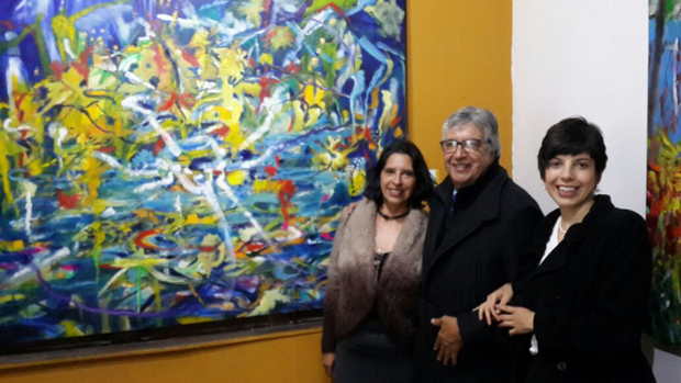 Abella con Luz Marina y Ana María Cerón