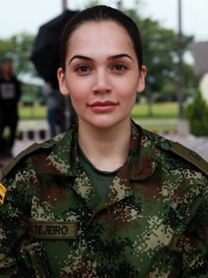 La soldado Lina Tejeiro.