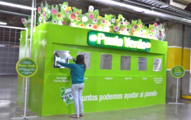 Punto Verde que funciona como centro de acopio en Bogotá.